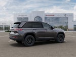 2025 Jeep Grand Cherokee Base