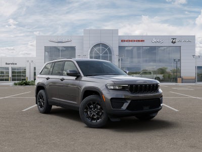 2025 Jeep Grand Cherokee Base