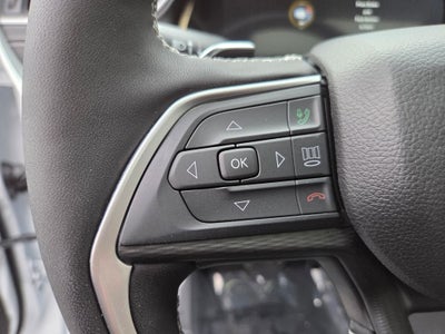 2025 Jeep Grand Cherokee Base