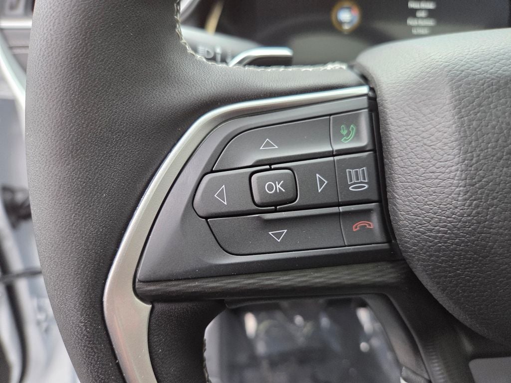 2025 Jeep Grand Cherokee Base