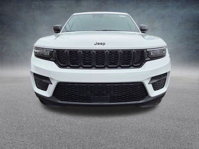 2025 Jeep Grand Cherokee Base