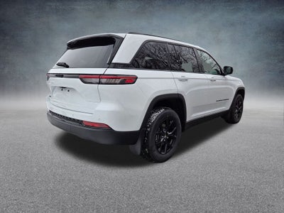 2025 Jeep Grand Cherokee Base