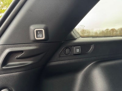 2025 Jeep Grand Cherokee Base