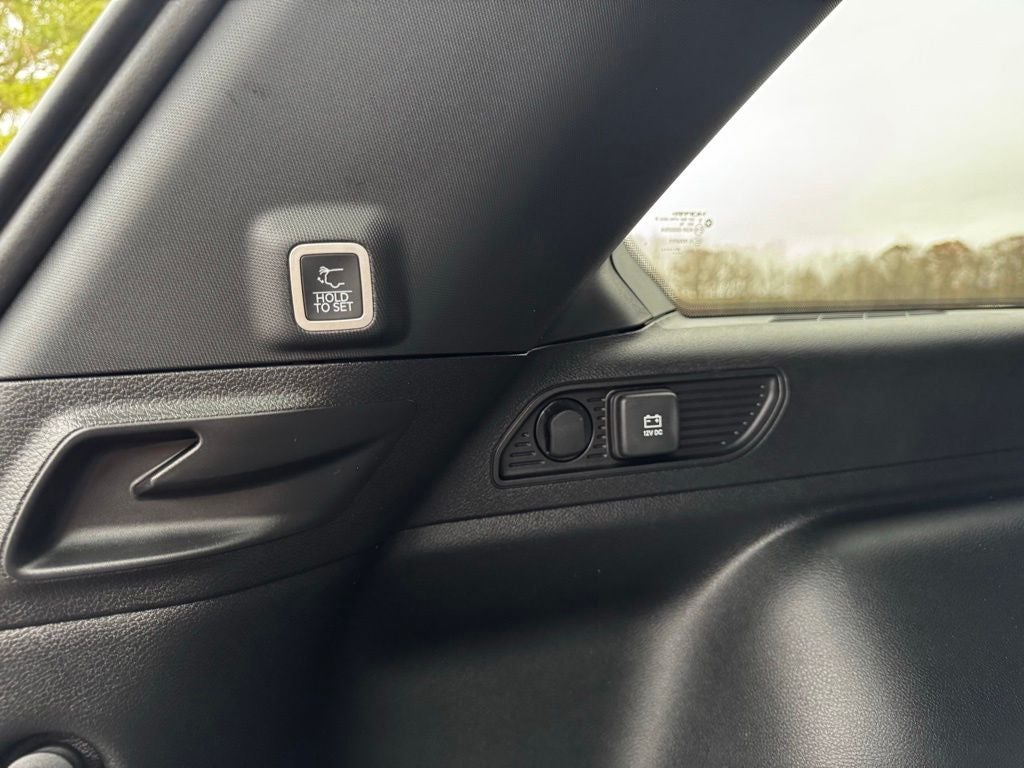 2025 Jeep Grand Cherokee Base