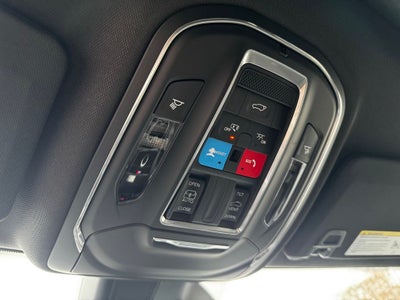 2025 Jeep Grand Cherokee Base