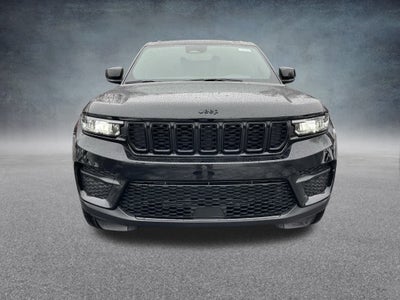 2025 Jeep Grand Cherokee Base