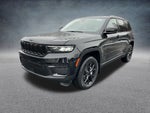 2025 Jeep Grand Cherokee Base