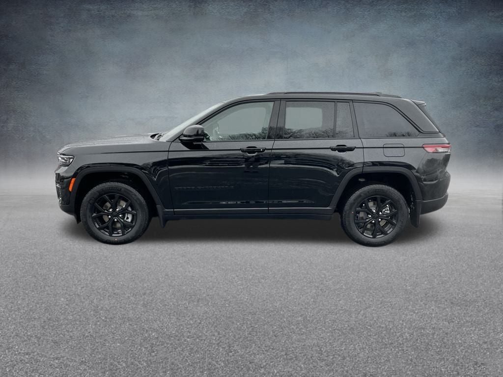2025 Jeep Grand Cherokee Base