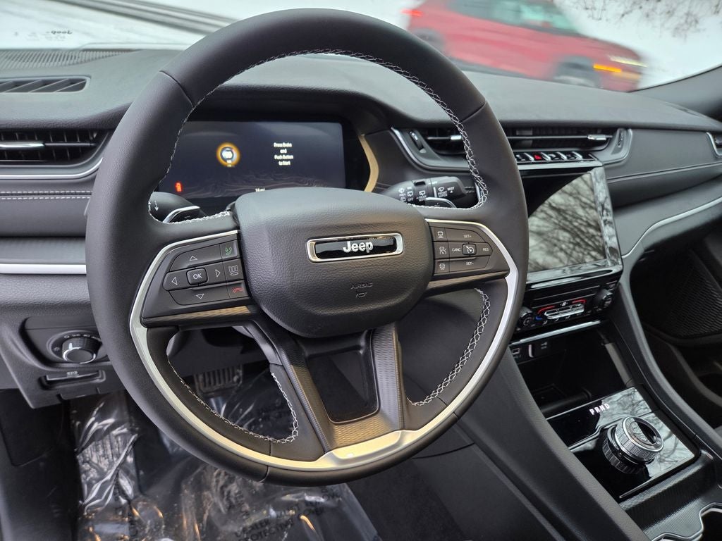 2025 Jeep Grand Cherokee Laredo X