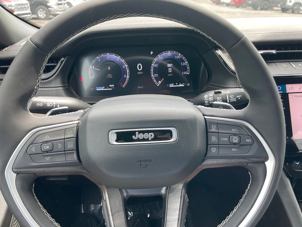 2026 Jeep Grand Cherokee Laredo Altitude