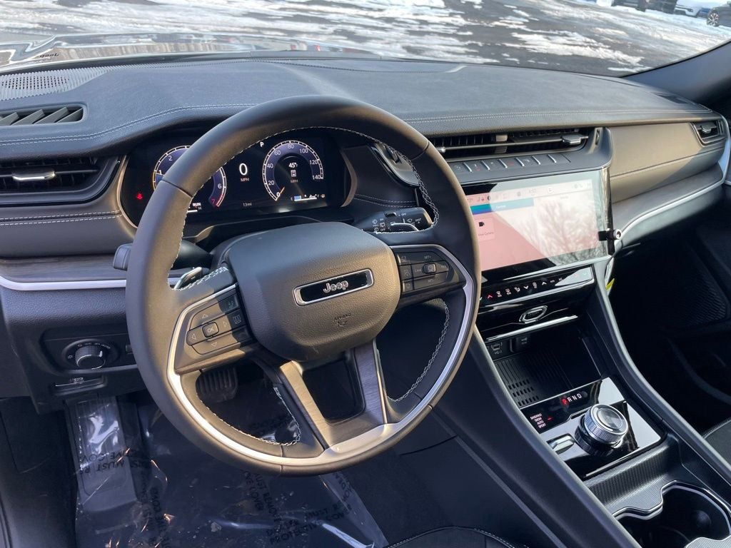 2026 Jeep Grand Cherokee Laredo