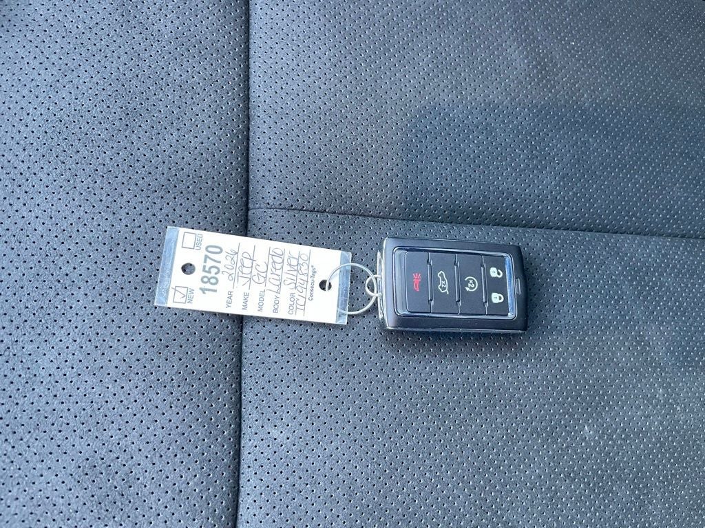 2026 Jeep Grand Cherokee Laredo