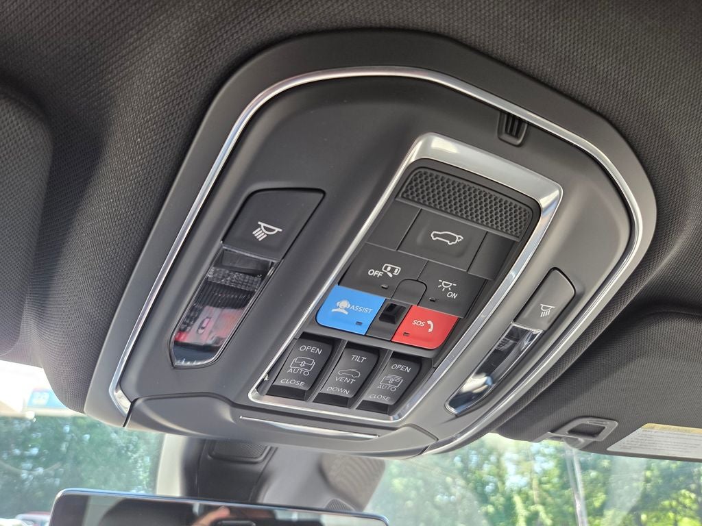 2026 Jeep Grand Cherokee Base