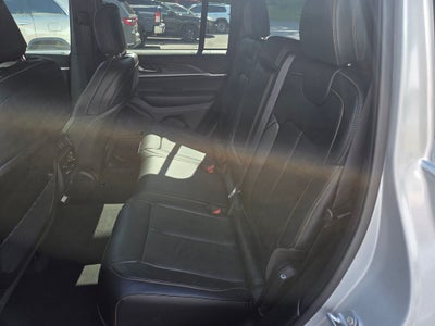 2026 Jeep Grand Cherokee Base