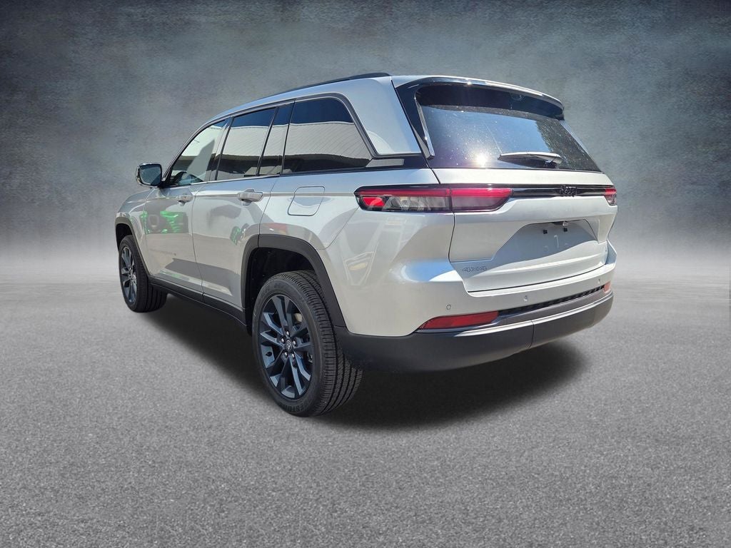 2026 Jeep Grand Cherokee Base