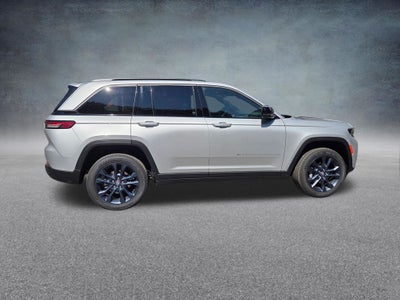 2026 Jeep Grand Cherokee Base