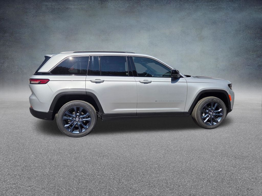 2026 Jeep Grand Cherokee Base