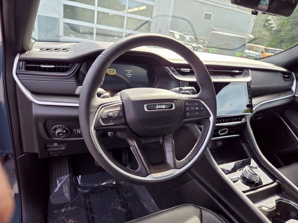 2026 Jeep Grand Cherokee Limited Reserve