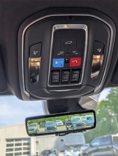 2026 Jeep Grand Cherokee Limited Reserve