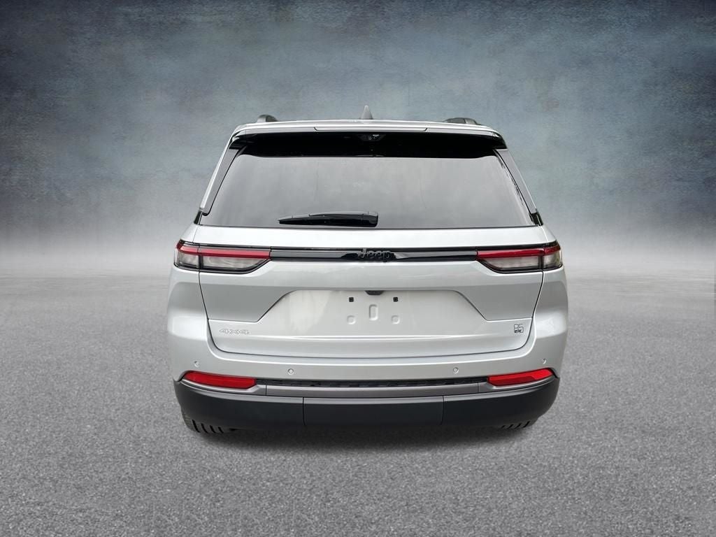 2026 Jeep Grand Cherokee Base