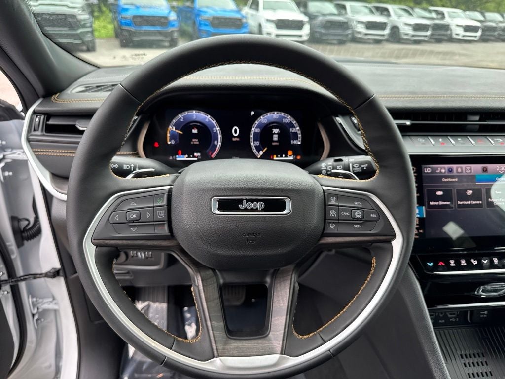 2026 Jeep Grand Cherokee Base