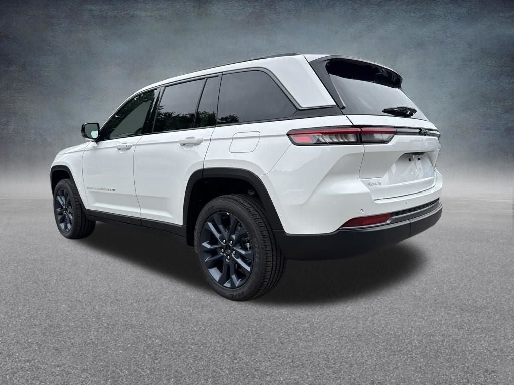 2026 Jeep Grand Cherokee Base