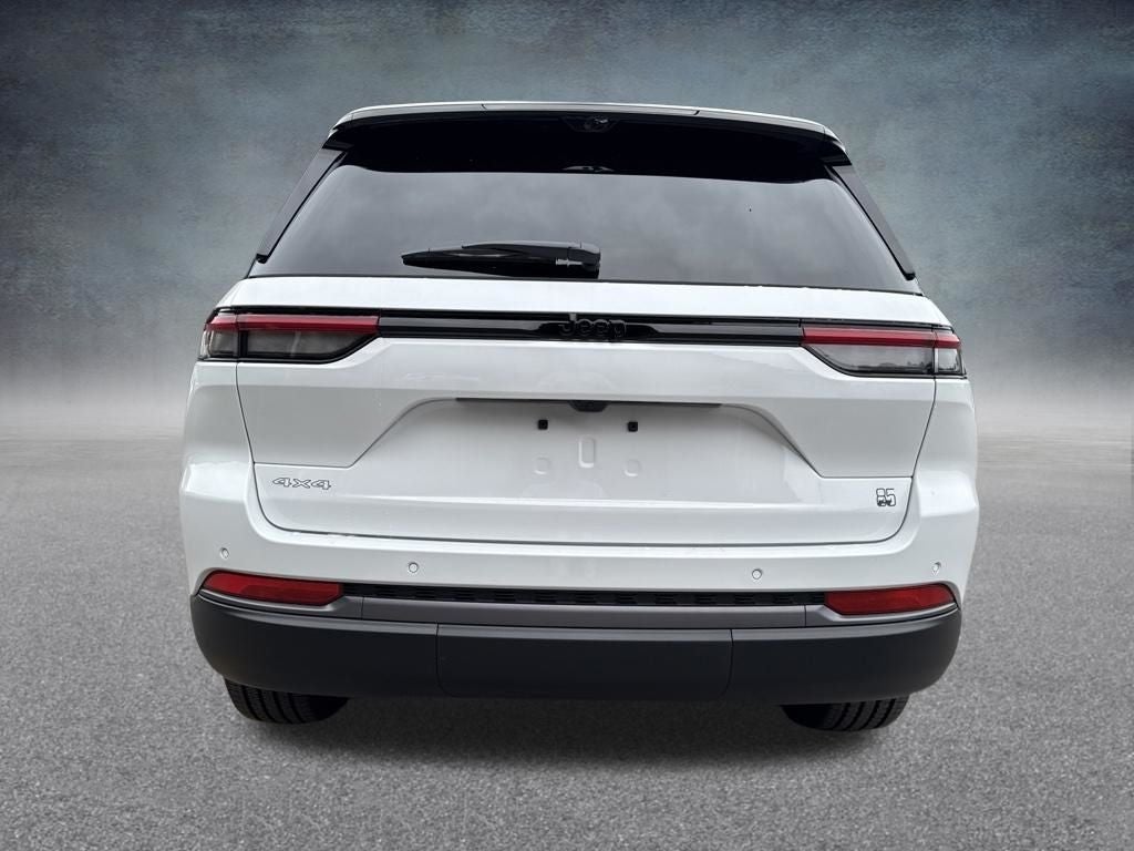 2026 Jeep Grand Cherokee Base