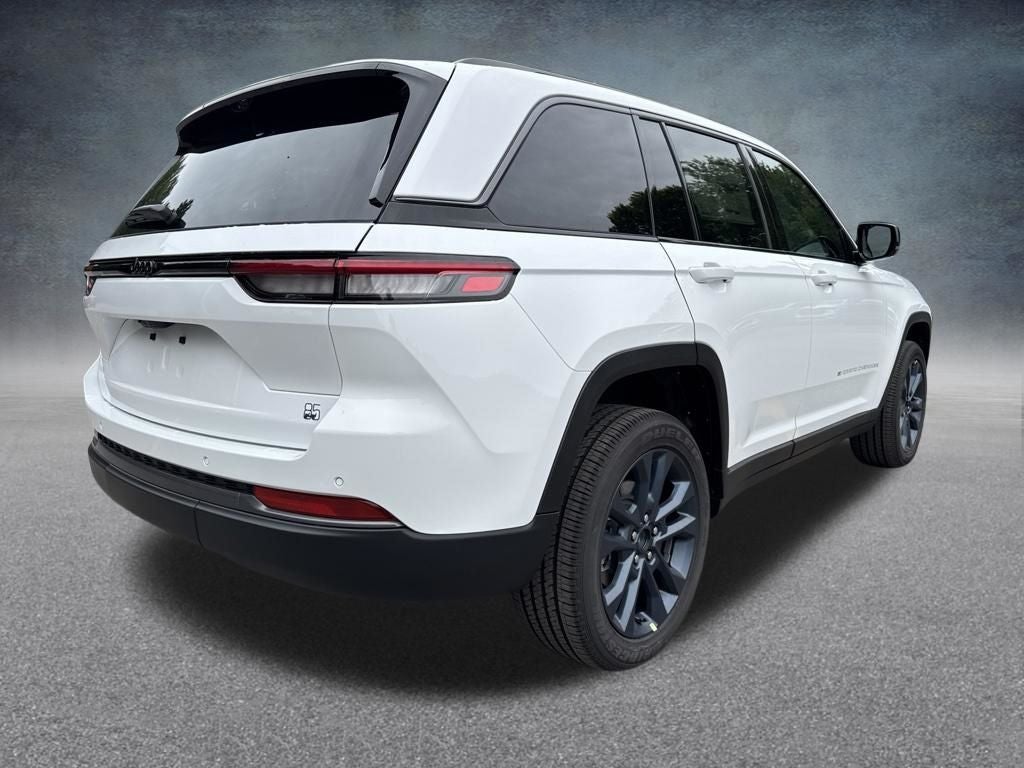 2026 Jeep Grand Cherokee Base