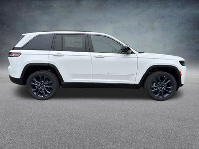 2026 Jeep Grand Cherokee Base