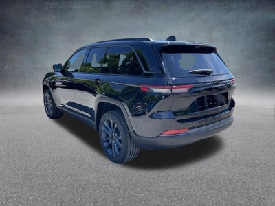 2026 Jeep Grand Cherokee Base