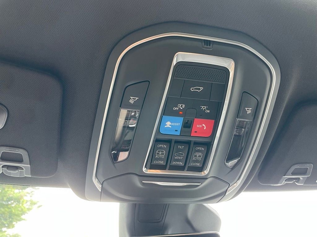 2026 Jeep Grand Cherokee Base