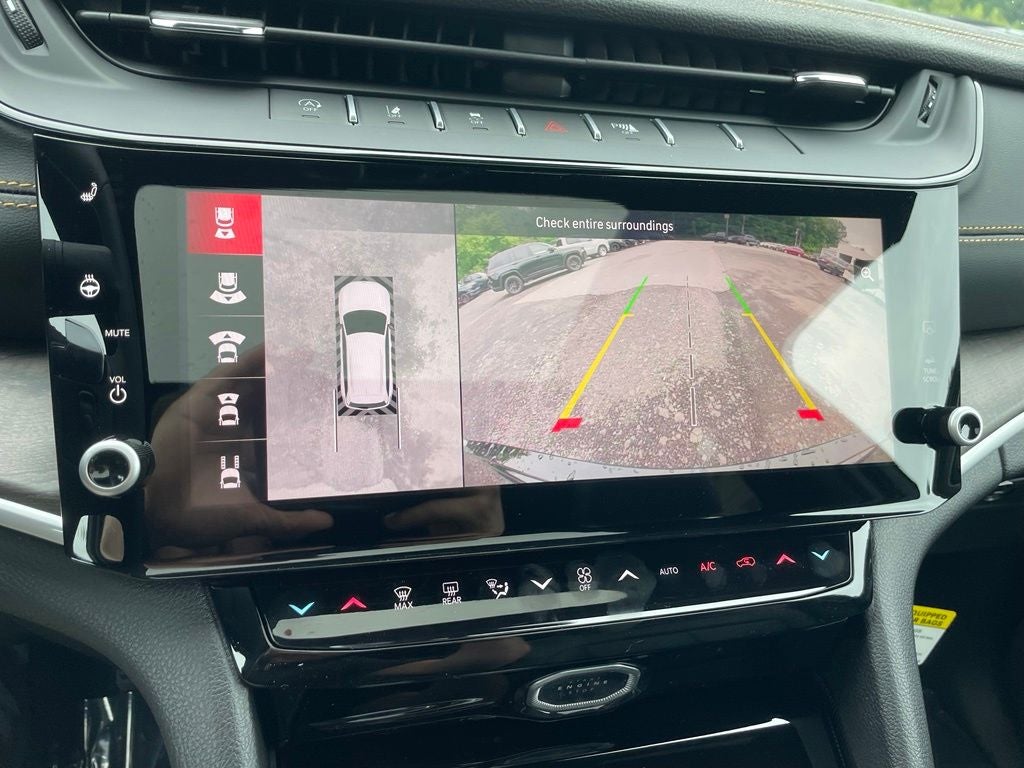 2026 Jeep Grand Cherokee Base