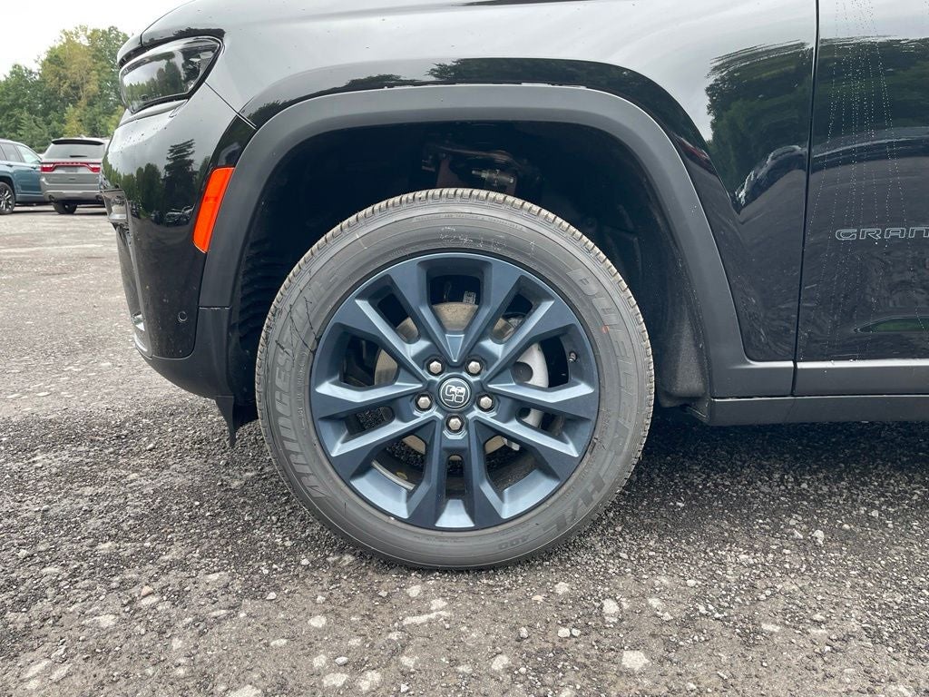 2026 Jeep Grand Cherokee Base