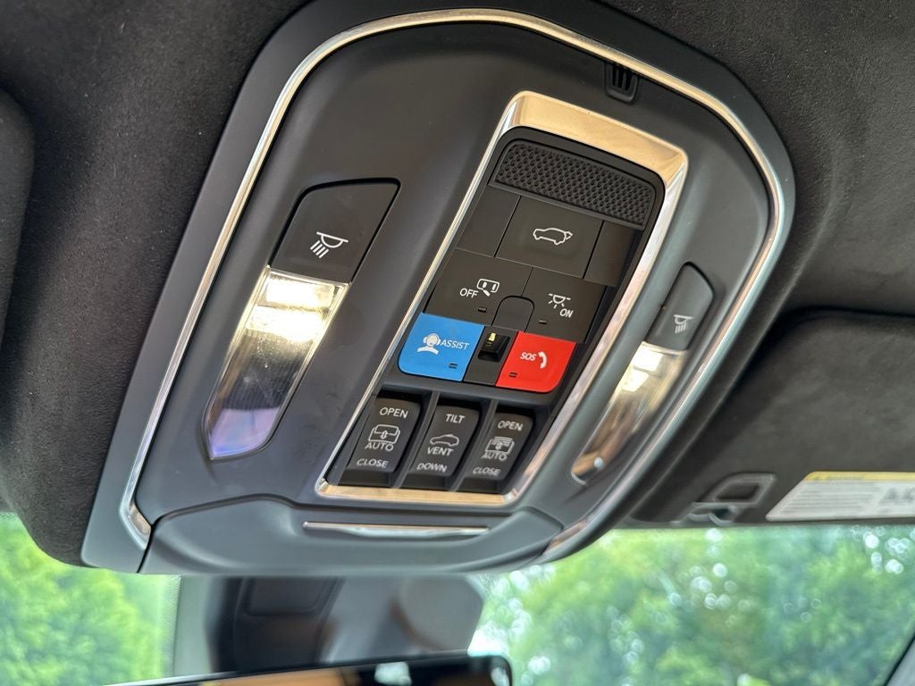 2025 Jeep Grand Cherokee Summit Reserve