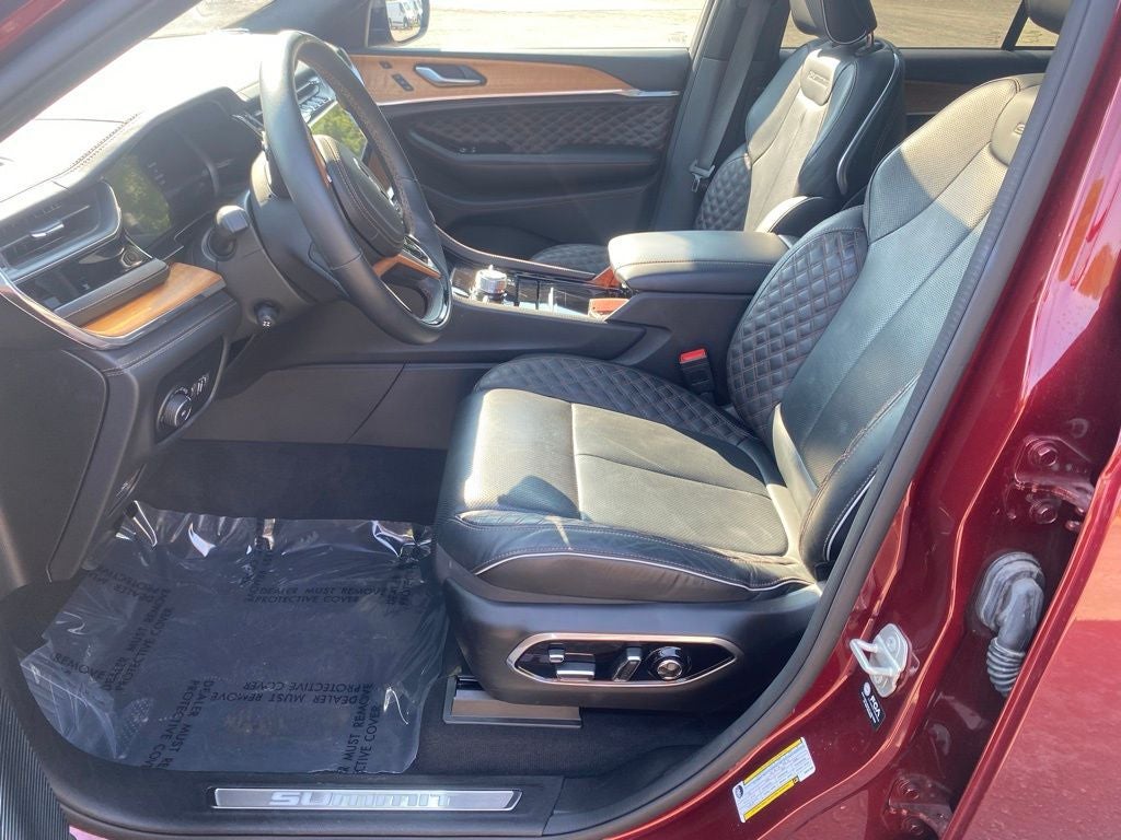 2024 Jeep Grand Cherokee Summit