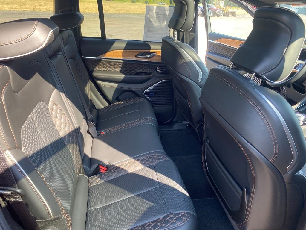 2024 Jeep Grand Cherokee Summit