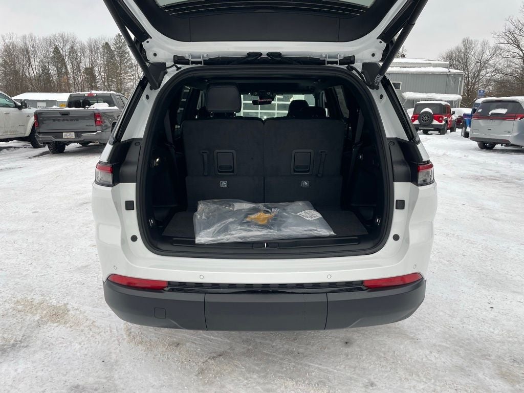 2025 Jeep Grand Cherokee L Altitude X