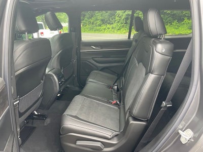 2026 Jeep Grand Cherokee L Laredo Altitude