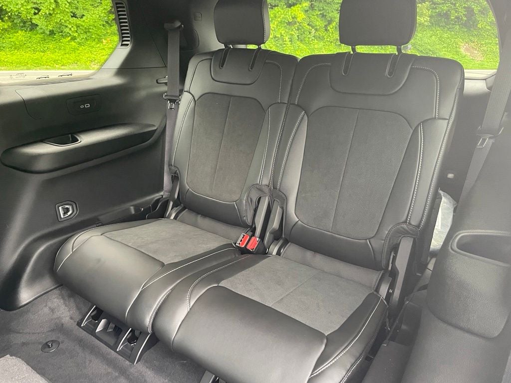 2026 Jeep Grand Cherokee L Laredo Altitude