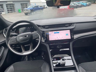 2026 Jeep Grand Cherokee L Laredo Altitude