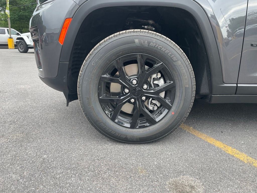 2026 Jeep Grand Cherokee L Laredo Altitude