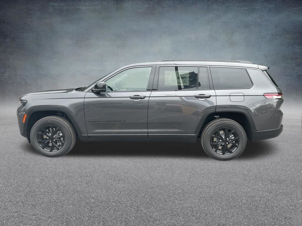 2026 Jeep Grand Cherokee L Laredo Altitude