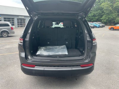 2026 Jeep Grand Cherokee L Laredo Altitude