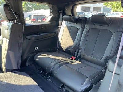 2026 Jeep Grand Cherokee L Laredo Altitude