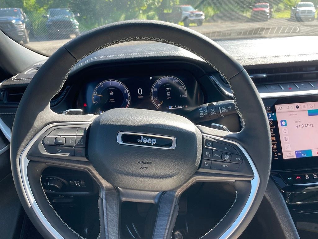 2026 Jeep Grand Cherokee L Laredo Altitude