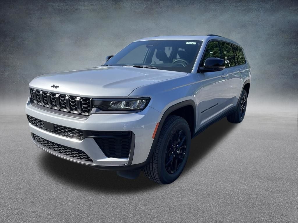 2026 Jeep Grand Cherokee L Laredo Altitude