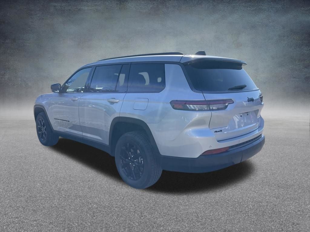 2026 Jeep Grand Cherokee L Laredo Altitude