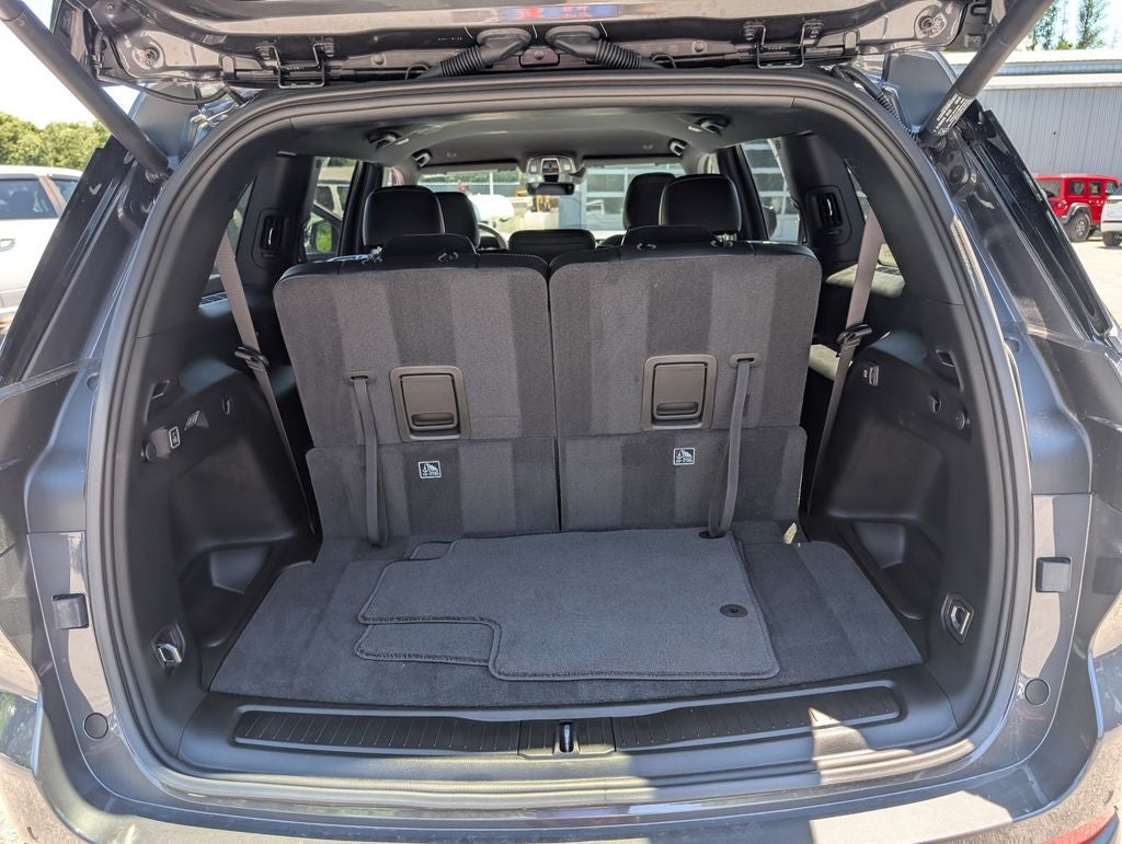 2026 Jeep Grand Cherokee L Laredo