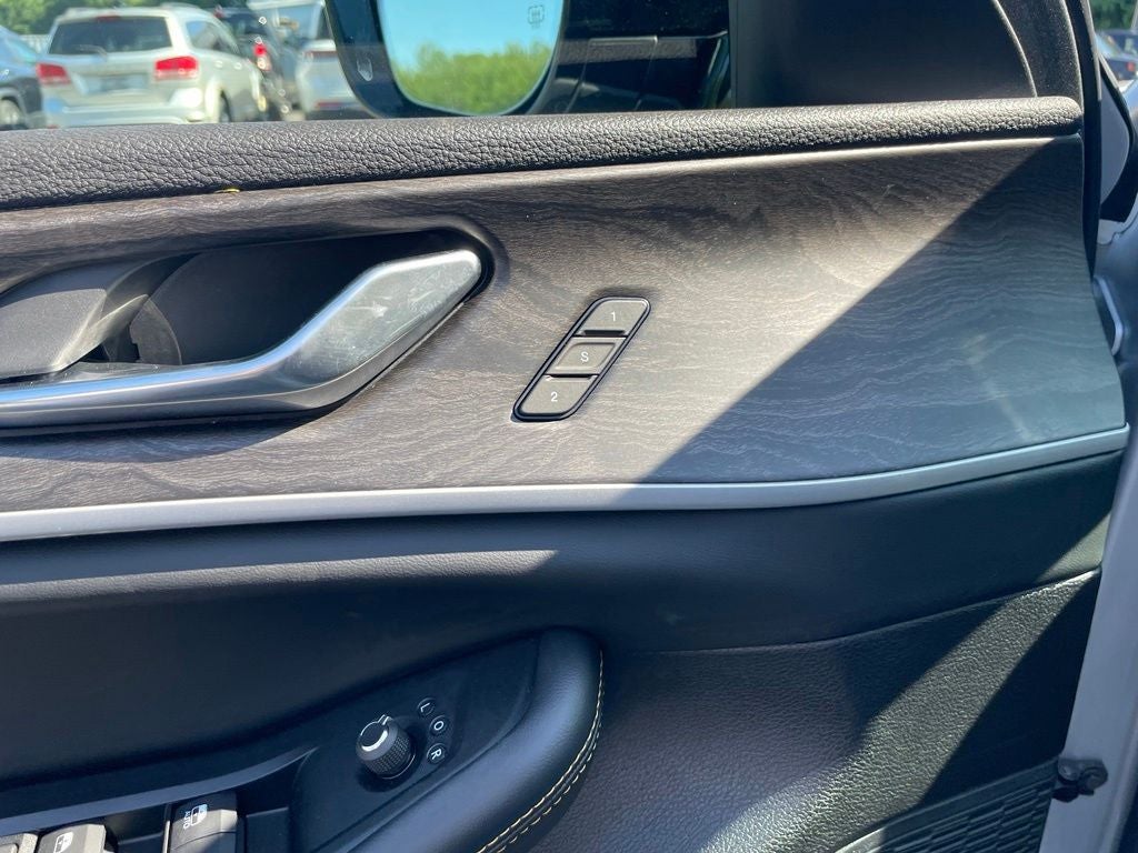 2026 Jeep Grand Cherokee L Base