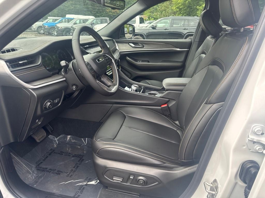 2026 Jeep Grand Cherokee L Base